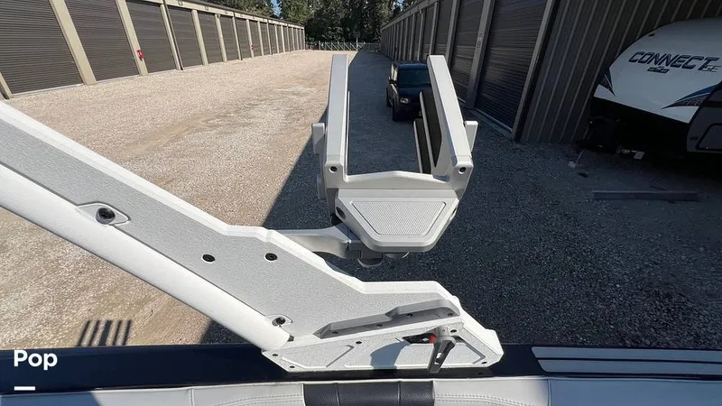 Slide: The Image of Malibu Wakesetter 23 MXZ 2021 - 14709196