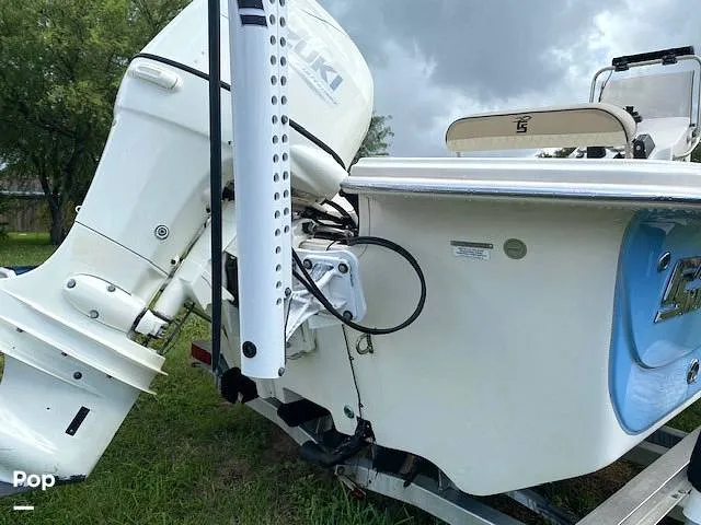 Slide: The Image of 6' Power Pole - 14385831