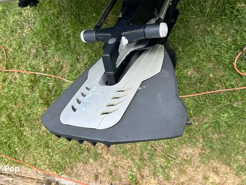 Slide: The Image of Chaparral H20 19 Sport 2012 - 14358830