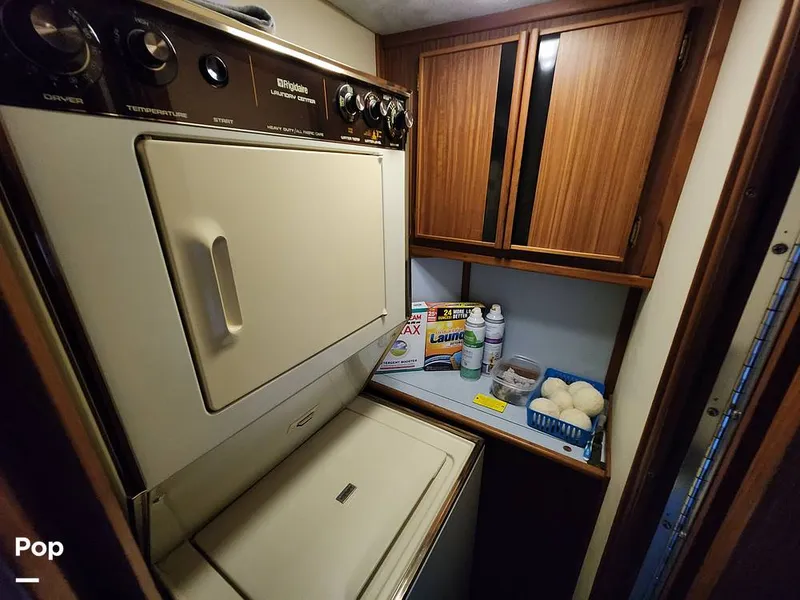 Slide: The Image of Sea Ray 410 Aft Cabin 1987 - 14478448