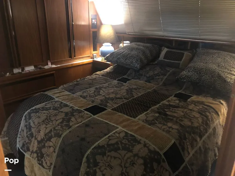 Slide: The Image of Sea Ray 410 Aft Cabin 1987 - 14511294