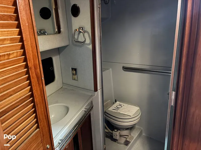 Slide: The Image of Sea Ray 410 Aft Cabin 1987 - 15821741
