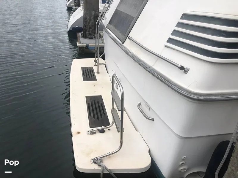 Slide: The Image of Sea Ray 410 Aft Cabin 1987 - 14511195