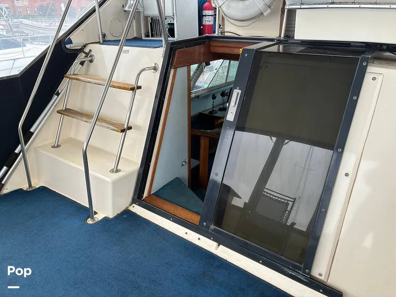 Slide: The Image of Sea Ray 410 Aft Cabin 1987 - 15821729