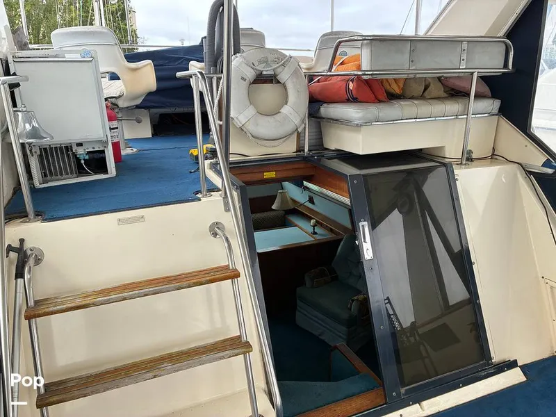 Slide: The Image of Sea Ray 410 Aft Cabin 1987 - 15821730