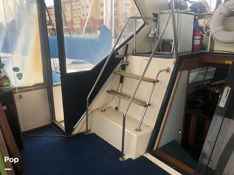 Slide: The Image of Sea Ray 410 Aft Cabin 1987 - 14511227