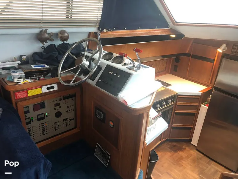 Slide: The Image of Sea Ray 410 Aft Cabin 1987 - 14511255