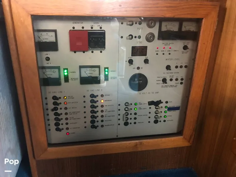 Slide: The Image of Sea Ray 410 Aft Cabin 1987 - 14511256
