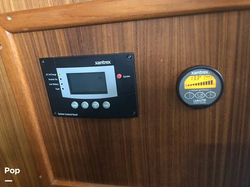 Slide: The Image of Sea Ray 410 Aft Cabin 1987 - 14511259