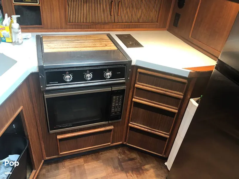 Slide: The Image of Sea Ray 410 Aft Cabin 1987 - 14511265