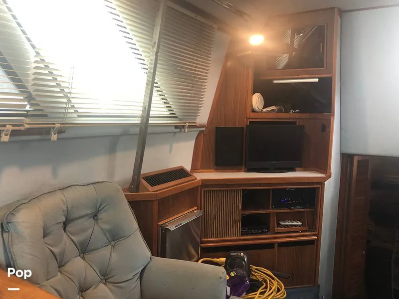 Slide: The Image of Sea Ray 410 Aft Cabin 1987 - 14511272