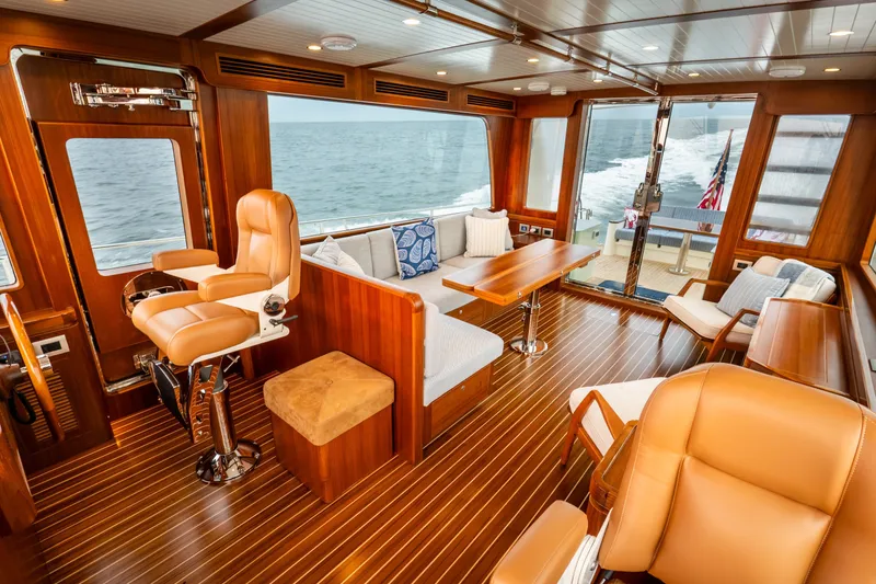 Slide: The Image of Hunt 56 Flybridge 2027 - 39