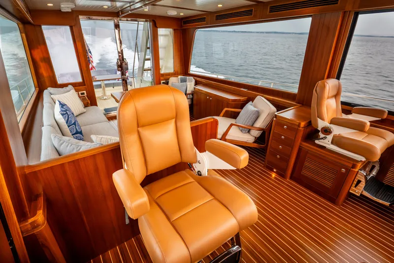 Slide: The Image of Hunt 56 Flybridge 2027 - 42