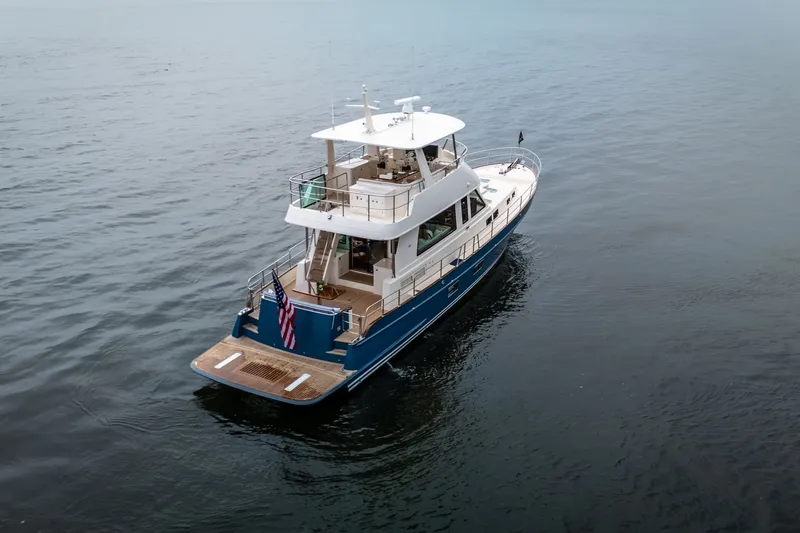 Slide: The Image of Hunt 56 Flybridge 2027 - 17
