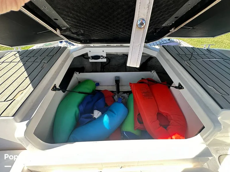 Slide: The Image of Chaparral H2O Sport 21 Deluxe 2019 - 14394409