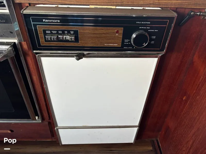 Slide: The Image of Bluewater 510 Coastal Cruiser 1985 - 14528774