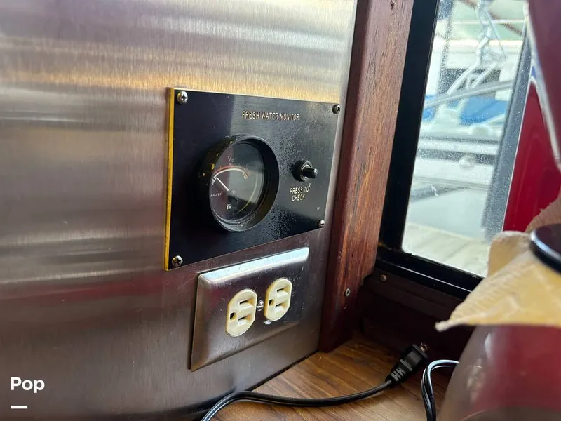 Slide: The Image of Bluewater 510 Coastal Cruiser 1985 - 14528779