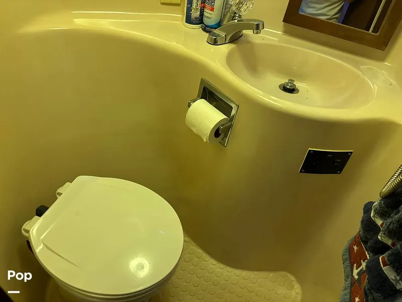 Slide: The Image of Bluewater 510 Coastal Cruiser 1985 - 14528828