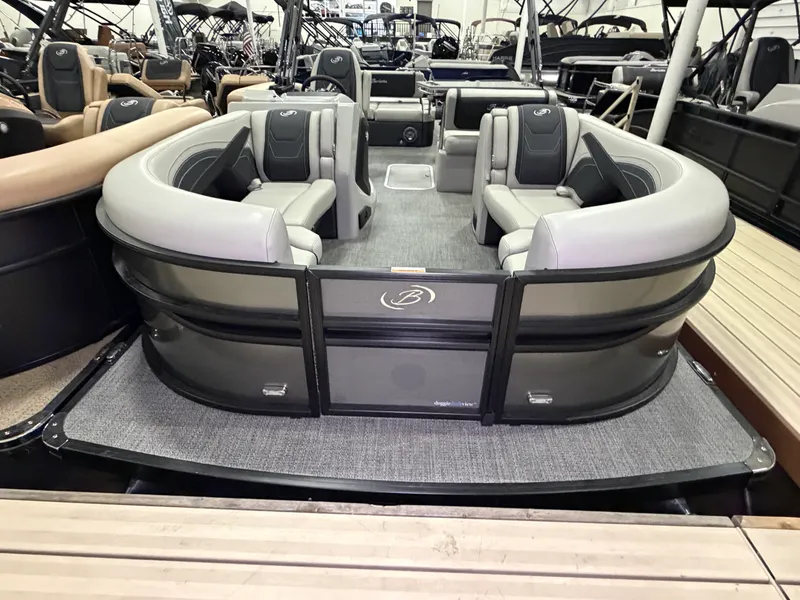 Slide: The Image of Barletta Cabrio 24 UE 2026 - 3