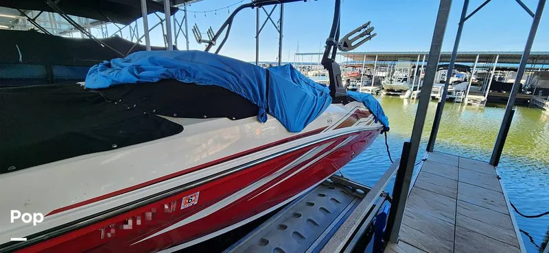 Slide: The Image of Bayliner VR5 2020 - 15020586