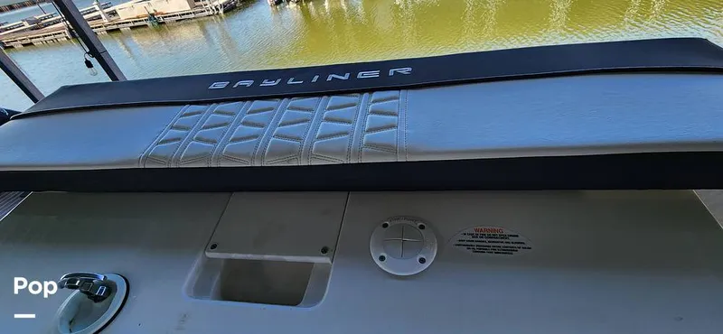 Slide: The Image of Bayliner VR5 2020 - 15020607