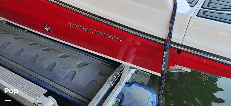 Slide: The Image of Bayliner VR5 2020 - 15020621