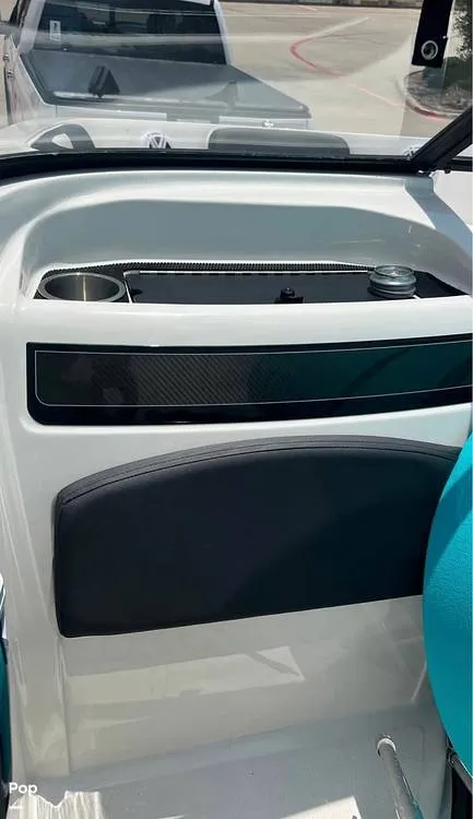 Slide: The Image of Bayliner VR5 2020 - 15017993