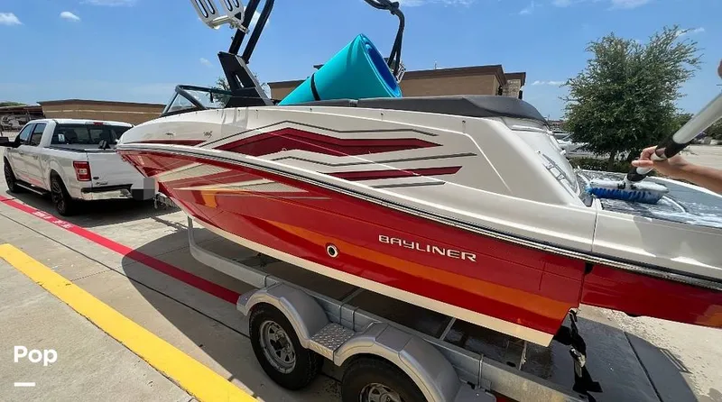 Slide: The Image of Bayliner VR5 2020 - 15046306