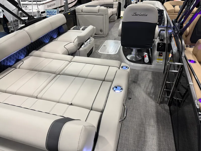 Slide: The Image of Barletta Lusso 25 U 2026 - 11