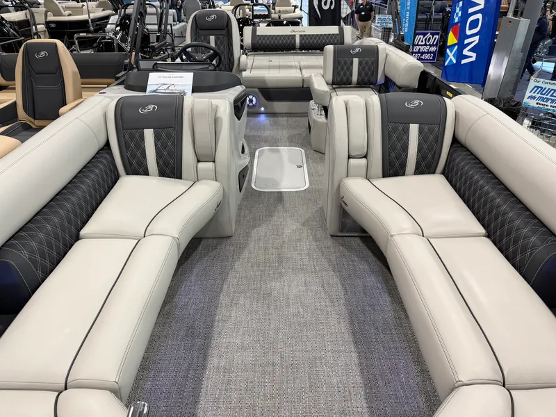 Slide: The Image of Barletta Lusso 25 U 2026 - 4