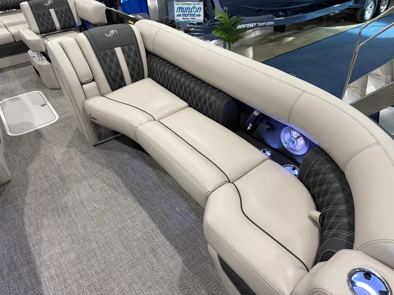 Slide: The Image of Barletta Lusso 25 U 2026 - 5