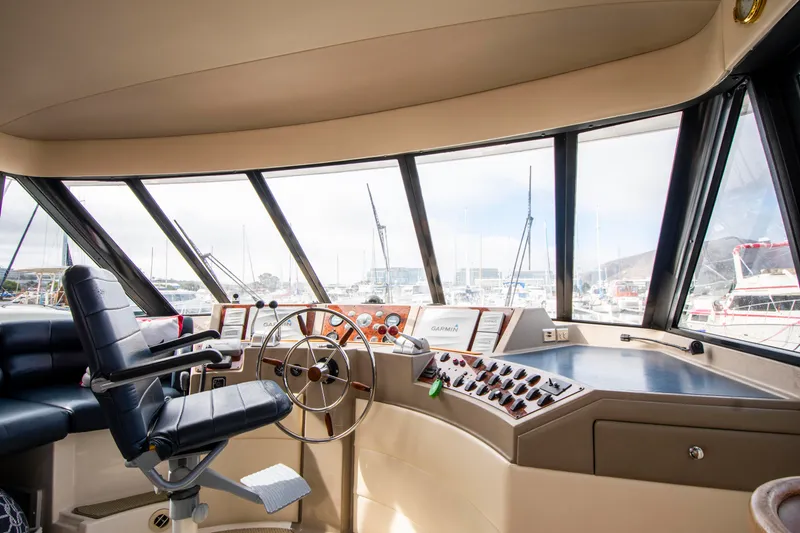 Slide: The Image of Bayliner MOTORYACHT 1999 - 12