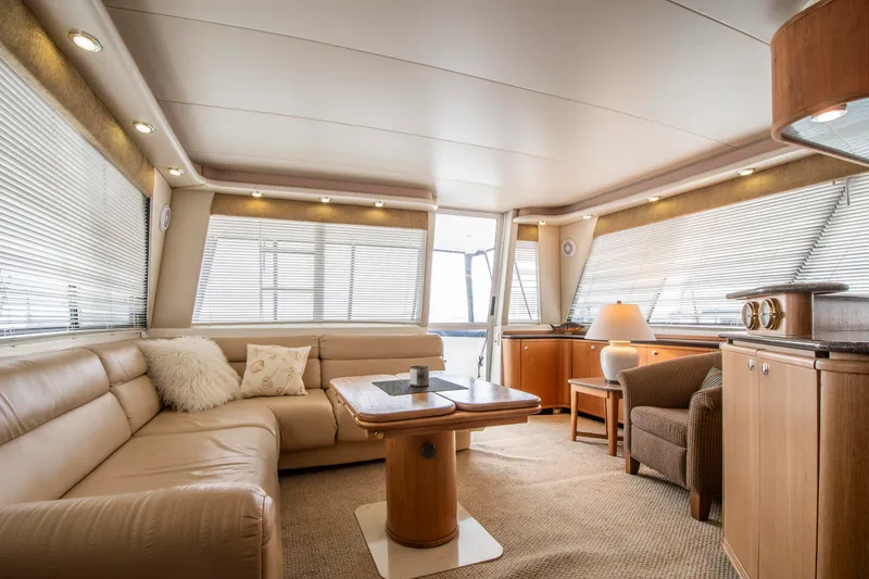 Slide: The Image of Bayliner MOTORYACHT 1999 - 16