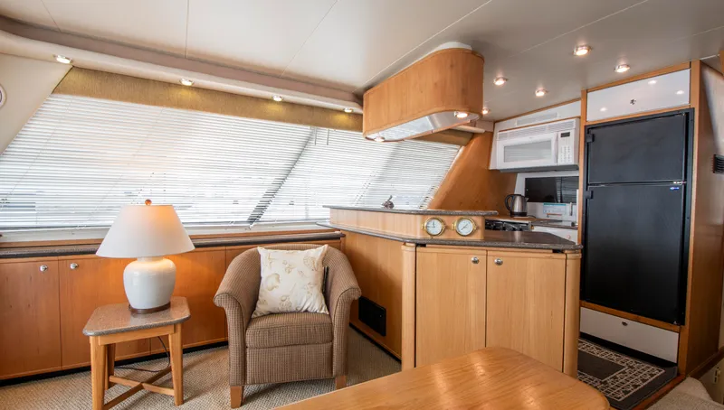 Slide: The Image of Bayliner MOTORYACHT 1999 - 19