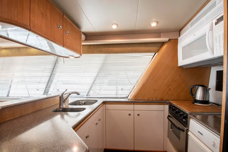 Slide: The Image of Bayliner MOTORYACHT 1999 - 20