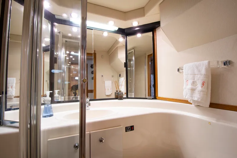 Slide: The Image of Bayliner MOTORYACHT 1999 - 29