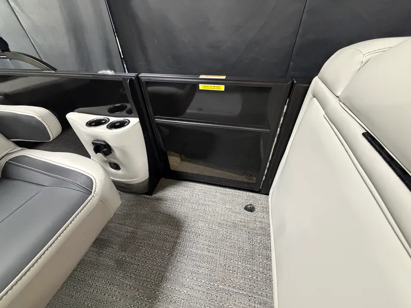 Slide: The Image of Barletta Cabrio 22 UC 2026 - 29