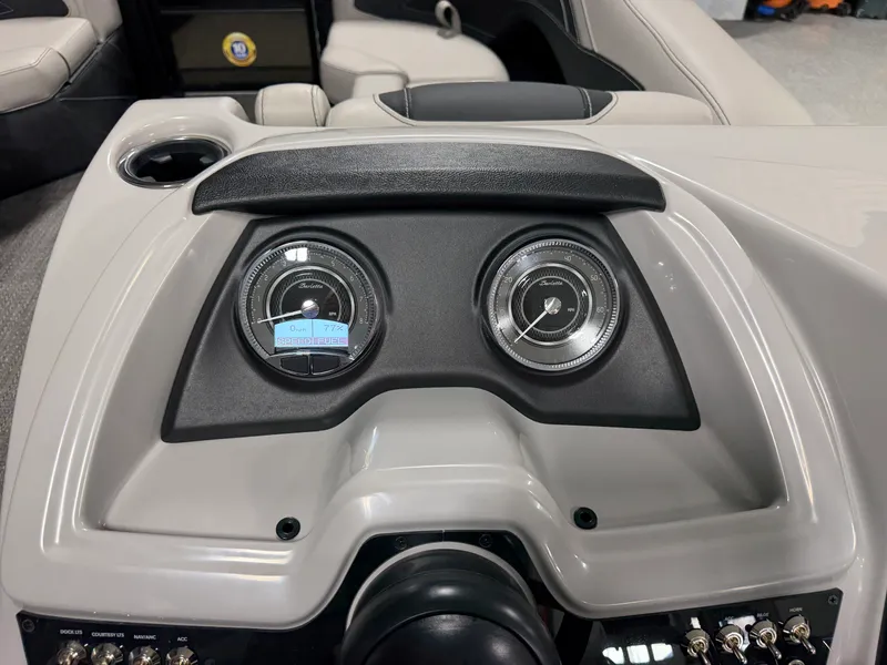 Slide: The Image of Barletta Cabrio 22 UC 2026 - 47