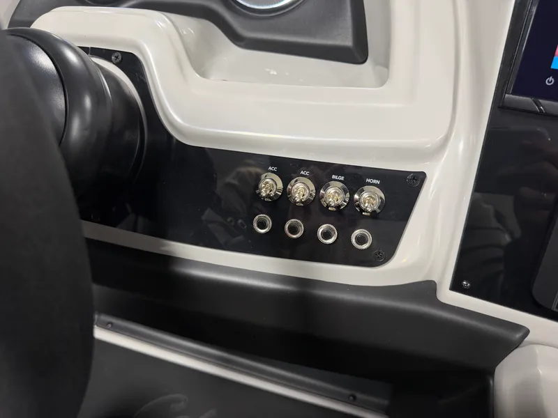 Slide: The Image of Barletta Cabrio 22 UC 2026 - 48