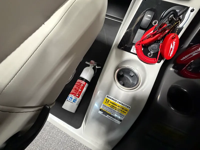 Slide: The Image of Barletta Cabrio 22 UC 2026 - 53