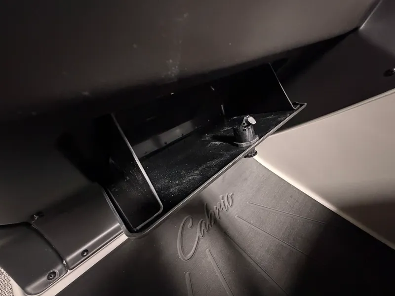 Slide: The Image of Barletta Cabrio 22 UC 2026 - 55