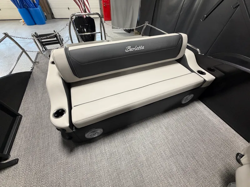 Slide: The Image of Barletta Cabrio 22 UC 2026 - 57