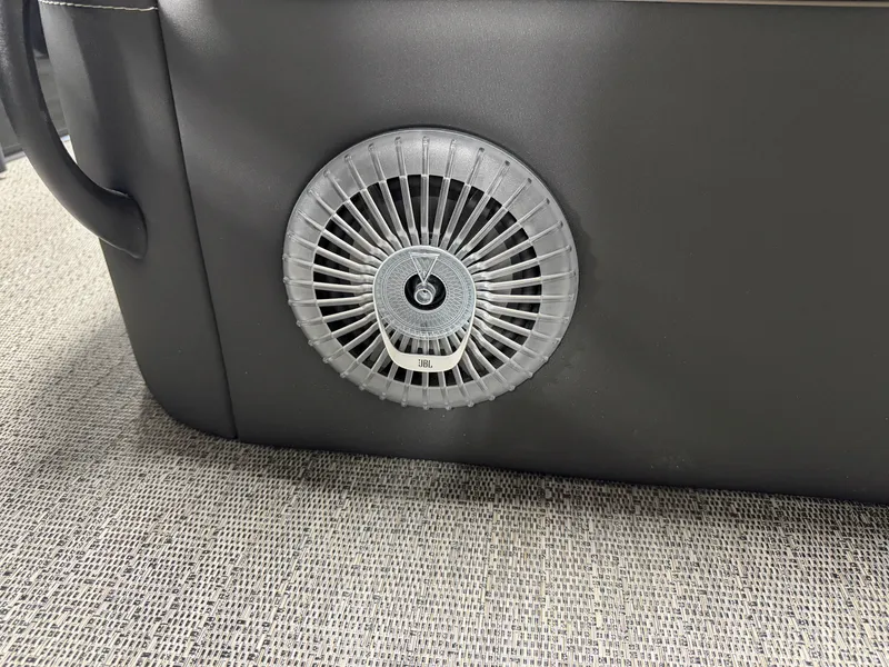 Slide: The Image of Barletta Cabrio 22 UC 2026 - 59