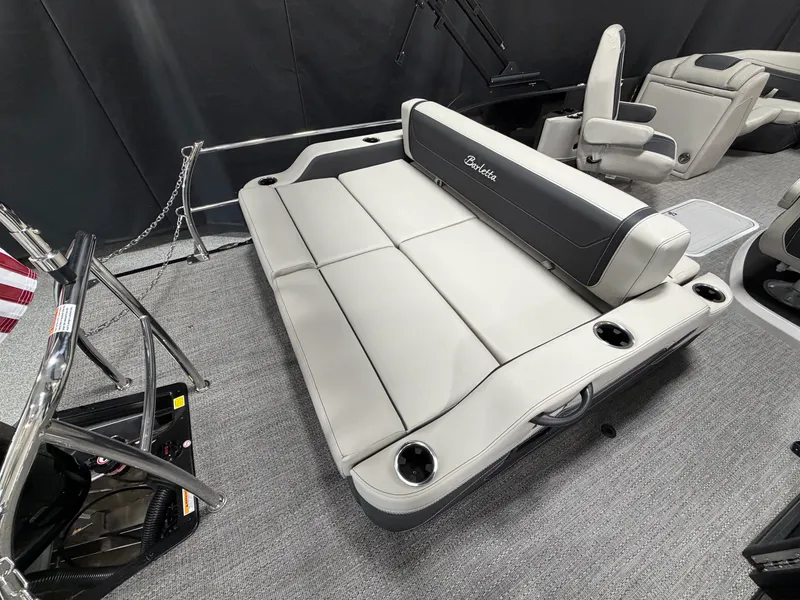 Slide: The Image of Barletta Cabrio 22 UC 2026 - 68