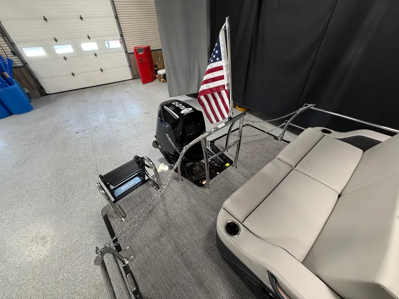 Slide: The Image of Barletta Cabrio 22 UC 2026 - 72