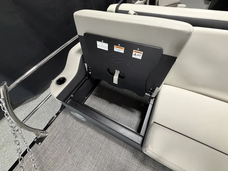 Slide: The Image of Barletta Cabrio 22 UC 2026 - 81