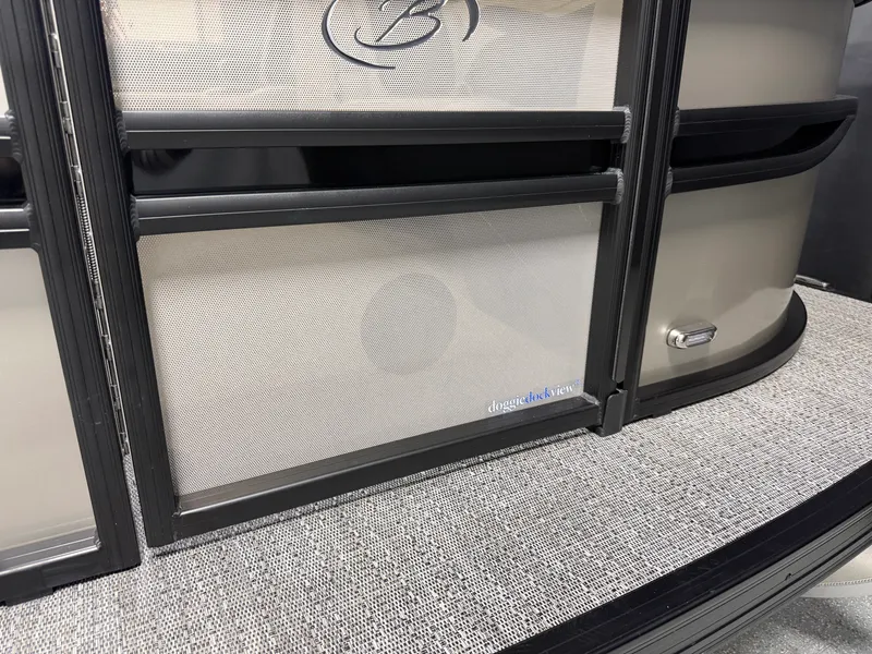 Slide: The Image of Barletta Cabrio 22 UC 2026 - 90