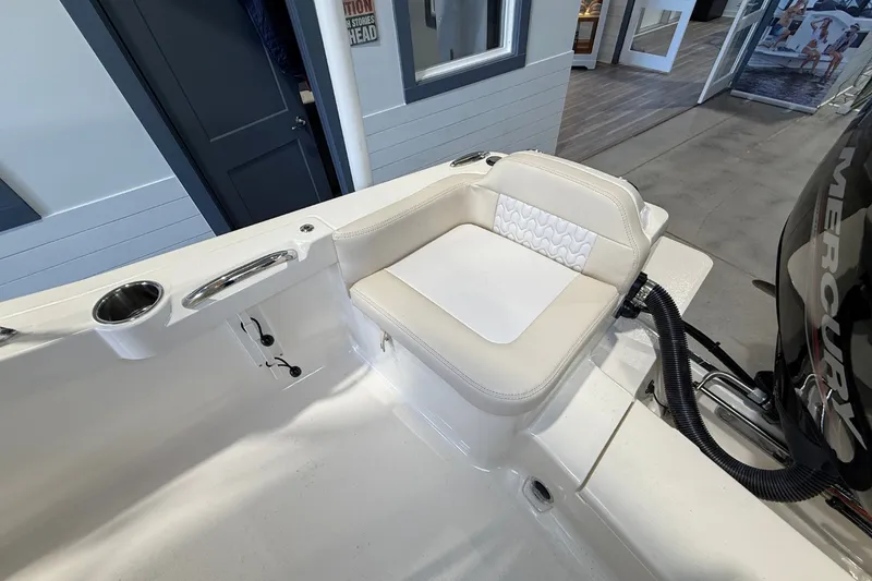 Slide: The Image of Scout 188 Sportfish 2026 - 10