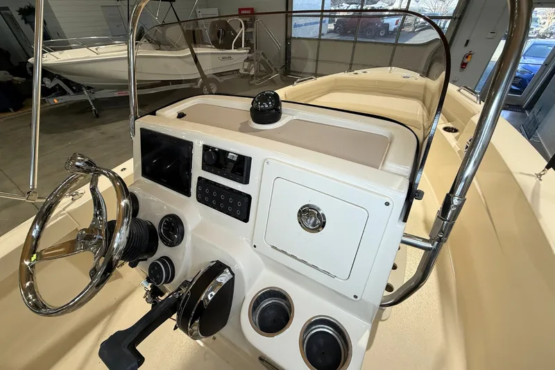 Slide: The Image of Scout 188 Sportfish 2026 - 15