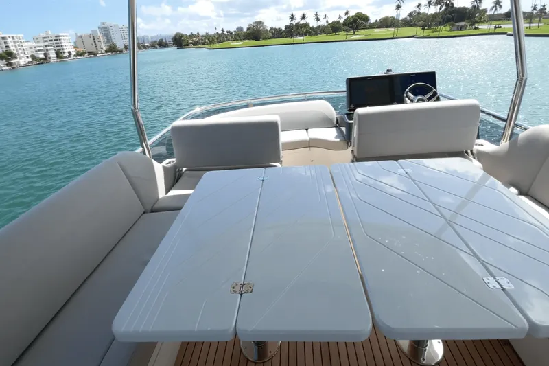Slide: The Image of Galeon 560 FLY 2024 - 39